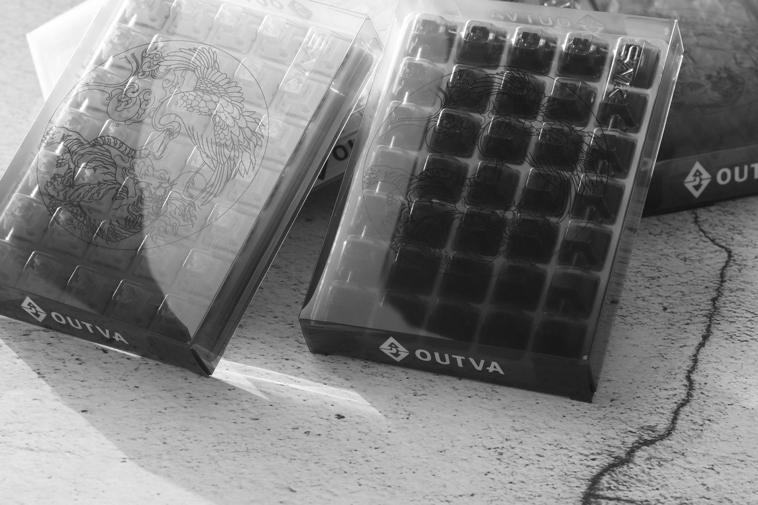 OUTVA Yin & Yang Switches